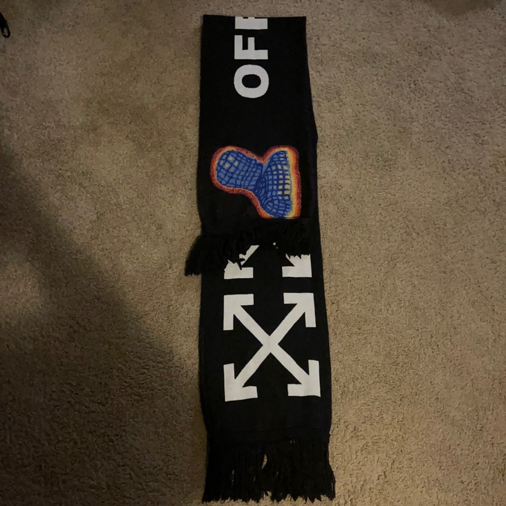 2013 off white thermo scarf